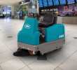 6100 Spazzatrice ultracompatta uomo a bordo a batteria alt 18